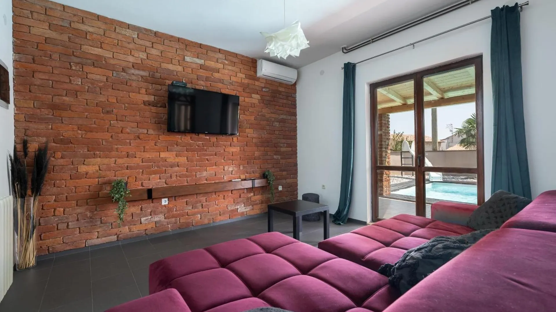 Villa Pupos Mit Privatem Pool, Whirlpool Und Sauna Barban 0*,  Croatia